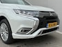 Mitsubishi Outlander 2.4 PHEV Instyle / Elektrische achterklep / Trekgewicht 1500 kg / Rondomzicht camera / cruise control / Keyless Entry/Start / Stuur-& Stoelverwarming /