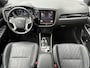 Mitsubishi Outlander 2.4 PHEV Instyle / Elektrische achterklep / Trekgewicht 1500 kg / Rondomzicht camera / cruise control / Keyless Entry/Start / Stuur-& Stoelverwarming /