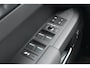 Land Rover Defender 110 2.0 P300e 110 Dynamic SE Edition