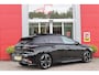 Peugeot 308 1.2 Hybrid 145PK AUTOMAAT GT PACK | PANORAMA SCHUIF/KANTEL DAK | AFNEEMBARE TREKHAAK | SENSATION PACK: FOCAL HIFI SYSTEM MET 10 SPEAKERS/DRAADLOZE TELEFOONLADER | 360 VISION & DRIVE ASSIST PLUS PACK: ACHTERUITRIJCAMERA 360° VISEOPARK (4-CAMERA'S)/PARKEERHULP VOOR + ACHTER/ANTIDIEFSTAL ALARM/3-D INSTRUMENTENPANEEL/CLEAN CABIN | ALCANTARA EXECUTIVE PACK: BEKLEDING ALCANTARA/KUNSTLEDER INCL. ELEKTRISCH VERSTELBARE AGR STOEL MET GEHEUGENFUNCTIE/VERWARMBARE VOORSTOELEN/MASSAGE FUNCTIE OP BEIDE VOORSTOELEN | 18" LICHTMETALEN VELGEN | NAVIGATIE | LED MATRIX KOPLAMPEN | KEYLESS ENTRY/START | GELAAGDE VOORPORTIERRUITEN | SFEER VERLICHTING | DRAADLOZE APPLE CARPLAY/ANDROID AUTO | VERLICHT LOGO | DODEHOEK DETECTIE |