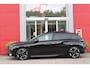 Peugeot 308 1.2 Hybrid 145PK AUTOMAAT GT PACK | PANORAMA SCHUIF/KANTEL DAK | AFNEEMBARE TREKHAAK | SENSATION PACK: FOCAL HIFI SYSTEM MET 10 SPEAKERS/DRAADLOZE TELEFOONLADER | 360 VISION & DRIVE ASSIST PLUS PACK: ACHTERUITRIJCAMERA 360° VISEOPARK (4-CAMERA'S)/PARKEERHULP VOOR + ACHTER/ANTIDIEFSTAL ALARM/3-D INSTRUMENTENPANEEL/CLEAN CABIN | ALCANTARA EXECUTIVE PACK: BEKLEDING ALCANTARA/KUNSTLEDER INCL. ELEKTRISCH VERSTELBARE AGR STOEL MET GEHEUGENFUNCTIE/VERWARMBARE VOORSTOELEN/MASSAGE FUNCTIE OP BEIDE VOORSTOELEN | 18" LICHTMETALEN VELGEN | NAVIGATIE | LED MATRIX KOPLAMPEN | KEYLESS ENTRY/START | GELAAGDE VOORPORTIERRUITEN | SFEER VERLICHTING | DRAADLOZE APPLE CARPLAY/ANDROID AUTO | VERLICHT LOGO | DODEHOEK DETECTIE |