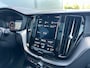 Volvo XC60 2.0 T8 Twin Engine AWD Inscription | Pilot Assist | 360 camera | Trekhaak | Panoramadak |