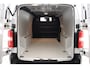 Citroën Jumpy 2.0 BlueHDI 145 S&S L3 Houten laadruimte afwerking | Trekhaak | Navigatie | Apple Carplay | Parkeersensoren | Luxe tussenwand | 3-zits