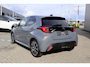 Toyota Yaris 1.5 Hybrid 115 DYNAMIC NIEUW DIRECT LEVERBAAR! STOEL/STUURVERW PARK-SENSOREN BLIND SPOT NAVI 17'' LM-VELGEN CAMERA APPLE/ANDROID