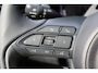 Toyota Yaris 1.5 Hybrid 115 DYNAMIC NIEUW DIRECT LEVERBAAR! STOEL/STUURVERW PARK-SENSOREN BLIND SPOT NAVI 17'' LM-VELGEN CAMERA APPLE/ANDROID
