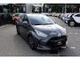 Toyota Yaris 1.5 Hybrid 115 DYNAMIC NIEUW DIRECT LEVERBAAR! STOEL/STUURVERW PARK-SENSOREN BLIND SPOT NAVI 17'' LM-VELGEN CAMERA APPLE/ANDROID