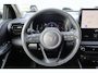Toyota Yaris 1.5 Hybrid 115 DYNAMIC NIEUW DIRECT LEVERBAAR! STOEL/STUURVERW PARK-SENSOREN BLIND SPOT NAVI 17'' LM-VELGEN CAMERA APPLE/ANDROID