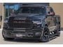 Dodge Ram Limited 540 PK | HUD | LUCHTVERING | MASSAGE | PASSAGIERSSCHERM | De Meest Luxe en Volle Pick-Up in zijn Klasse | Comfortabele Dubbele Cabine met Royale 5 Zitplaatsen | Voorraadnummer: 2370 - 5411 | De specialist in Amerikaanse pick‑ups in Nederland en Europa.