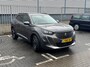 Peugeot 2008 1.2 PureTech Allure | Achteruitrijcamera | Climate Control | Cruise Control | Extra getinte ramen | 17'' Lichtmetalen velgen |'| Achterbank in delen neerklapbaar | Achteruitrijcamera | Airco (automatisch)