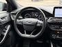 Ford Focus Wagon 1.0 EcoBoost ST-line | Navigatie | Stoel verwarming & stuur verwarming | Achteruitrijcamera | Cruise Control |