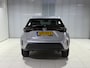 Toyota Yaris Cross 1.5 Hybrid Adventure Panoramadak, All season banden, Applecarplay/android auto, Elektrische achterklep, Stoel/stuurwielverwarming, Camera, Parkeersensoren