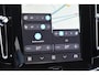 Volvo XC40 B3 177PK Automaat Plus Black Edition / Cruise control / Harman Kardon / 20'' velgen / Elektrisch verstelbare stoelen met geheugen / Stoel- en stuurverwarming