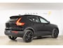 Volvo XC40 B3 177PK Automaat Plus Black Edition / Cruise control / Harman Kardon / 20'' velgen / Elektrisch verstelbare stoelen met geheugen / Stoel- en stuurverwarming