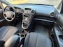 Kia Carens 2.0 CVVT X-ecutive bj.2007 Clima|Trekh|Nap.