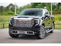 GMC Sierra DENALI | All-In Prijs | 6,2 V8 Full Option | De Meest Luxe Pick-Up in zijn Klasse | Comfortabele Dubbele Cabine met Royale 5 Zitplaatsen | BPM vrij | Nu Leverbaar uit Voorraad | Voorraad Nr 1788 | De specialist in Amerikaanse pick‑ups in Nederland en Europa.
