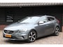Volvo V40 1.5 T3 Sport R Design/Panorama/Camera/Parkeersensor v,a/Trekhaak