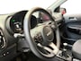 Kia Picanto 1.0 DPi DynamicLine RESTERENDE FABRIEKSGARANTIE T/M 2033 | Apple Carplay / Android Auto | Lichtsensor | Cruise Control | Camera Achter | 14"Lichtmetalen Velgen | Airconditioning