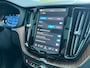 Volvo XC60 2.0 T6 Plug-in hybrid AWD Plus Dark | Stoelventilatie | Trekhaak | Nappa | Harman/Kardon |