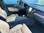 Volvo XC60 2.0 T6 Plug-in hybrid AWD Plus Dark | Stoelventilatie | Trekhaak | Nappa | Harman/Kardon |