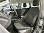 Ford Focus Wagon Ecoboost 100pk Trend | Verwarmde voorruit | Airco | Parkeersens. achter | Cruise control | 16" LMV | Apple carplay & Android auto |