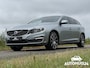 Volvo V60 2.0 T5 245pk Automaat-8 Carplay|Xenon|Trekhaak|NL-AUTO