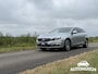Volvo V60 2.0 T5 245pk Automaat-8 Carplay|Xenon|Trekhaak|NL-AUTO
