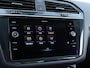 Volkswagen Tiguan 1.5 TSI R-Line Business+ | Cruise | DAB | Navigatie | Comfort stoelen