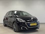 Peugeot 208 1.2 PureTech Signature sportieve uitvoering met lage km stand!