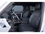 Land Rover Defender 3.0 D200 110 X-Dynamic SE - Luchtvering - Trekhaak