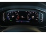 Volkswagen T-Roc 1.5 TSI Sport Trekhaak | Camera | Virtual Cockpit | Adapt. Cruise | Carplay | Stoel/Stuurverw. | LED | 18" LMV | PDC V+A
