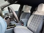 Fiat Grande Panda La Prima 44 kWh | 320 Km WLTP | Cruise Control | Lane Assist | Stoel-Stuurverwarming | Keyless | Voorruitverwarming | Parkeersensoren Voor & Achter | Parkeercamera
