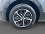 Kia Niro Hybrid 1.6 GDi DynamicLine Edition | Elektrische Bestuurdersstoel | Dodehoekdetectie | Apple Carplay / Android Auto | Navigatiesysteem | Licht + Regensensor | Parkeersensoren Voor + Achter | Camera Achter | Cruise Control Adaptief | Rijstrooksensor + Correctie | Camera Achter