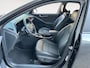 Kia Niro Hybrid 1.6 GDi DynamicLine Edition | Elektrische Bestuurdersstoel | Dodehoekdetectie | Apple Carplay / Android Auto | Navigatiesysteem | Licht + Regensensor | Parkeersensoren Voor + Achter | Camera Achter | Cruise Control Adaptief | Rijstrooksensor + Correctie | Camera Achter