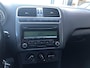 Volkswagen Polo 1.2 TSI Highline 5 Deurs | Airco | Cruise Controle | Centrale potiervergrendeling met afstand bed | Radio/CD | NAP | Nieuwe APK en rijklaar geleverd |