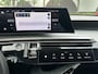 Peugeot E-3008 Allure 73 kWh SOH 94%| 3 FASE | DIRECT LEVERBAAR RIJKAAR GEMAAKT BIJ DE PEUGEOT DEALER | 360° CAMERA| | KEYLESS ENTRY | 18.685KM! | DIGI. DASH| DEALER ONDERHOUDEN | CARPLAY/ ANDROID AUTO|