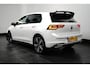 Volkswagen Golf 1.4 eHybrid GTE l IQ Light l HEAD-UP l Pano Dak l 18" l Camera l Stoel en Stuurverwarming l PDC l Navigatie l
