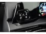 Volkswagen Golf 1.4 eHybrid GTE l IQ Light l HEAD-UP l Pano Dak l 18" l Camera l Stoel en Stuurverwarming l PDC l Navigatie l