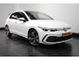 Volkswagen Golf 1.4 eHybrid GTE l IQ Light l HEAD-UP l Pano Dak l 18" l Camera l Stoel en Stuurverwarming l PDC l Navigatie l