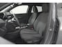 Peugeot e-2008 EV Allure 54 kWh | 97,2% SOH | 11 KW Lader | Apple Carplay | Parkeersensoren