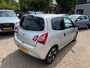 Renault Twingo 1.2 16V Dynamique / NIEUWE APK / FACELIFT MODEL / SPORTIEF / NL-AUTO