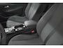 Peugeot e-208 EV Allure 50 kWh | 98,9% SOH | Camera | Navigatie | Parkeersensoren | Stoelverwarming