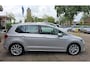 Volkswagen Golf Sportsvan 1.2 TSI Highline. NL auto, 2de eigenaar. O.a. camera, navi, cruise, trekhaak. Prijs incl garantie.