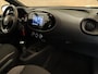Toyota Aygo X 1.0 VVT-i MT Play - ORIGINEEL NEDERLANDSE AUTO - AIRCO - ADAPTIEVE CRUISE CONTROL - ACHTERUITRIJCAMERA - BLUETOOTH - LICHTSENSOR - DAB RADIO