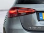 Mercedes-Benz A-klasse Hatchback 250 e 140 Year Edition Premium PLUS | Panorama dak