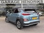 Hyundai Kona Electric EV Premium 64 kWh | SOH: 95,4% | Full Options | 3 Fase | Warmtepomp | Two Tone | Afn. Trekhaak | Blindspot | | Leder |