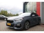 BMW 2-serie Gran Coupé 218i M SPORT EDITION | TREKHAAK MET AFNEEMBARE KOGEL | HARMAN KARDON SOUND-SYSTEM | SFEER VERLICHTING | SHADOW LINE PAKKET | M-SPORT INTERIEUR | VERWARMBARE VOORSTOELEN | LEDEREN M-SPORT STUUR | NAVIGATIE | ACHTERUITRIJCAMERA | PARKEERSENSOREN VOOR EN ACHTER | ALARM | CLIMATE CONTROL | DRAADLOZE APPLE CARPLAY/ANDROID AUTO | LICHTMETALEN VELGEN 18'' M-SPORT (Y-SPAAK 553 M BICOLOR) | FULL LED KOPLAMPEN | LANE ASSIST | DAB+ RADIO | WARMTE WEREND GLAS | EXTRA GETINTE ACHTERRUITEN | DODEHOEK BEWAKING | ELEKTRISCH VERSTELBARE EN INKLAPBARE BUITENSPIEGELS | BUITENSPIEGELS VERWARMBAAR | ARMSTEUN ACHTER |BMW LIVE COCKPIT PROFESSIONAL |
