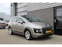 Peugeot 3008 1.6 THP ST / Panoramadak / Trekhaak / N.A.P.