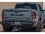 Dodge Ram TRX 6.2 V8 HELLCAT | ANVIL SPECIAL ORIGINAL COLOR | CARBON | RODE STIKSELS | BOM VOL | CREW CAB DUBBELE CABINE | 5 PERSOONS |