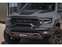 Dodge Ram TRX 6.2 V8 HELLCAT | ANVIL SPECIAL ORIGINAL COLOR | CARBON | RODE STIKSELS | BOM VOL | CREW CAB DUBBELE CABINE | 5 PERSOONS |