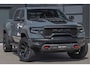 Dodge Ram TRX 6.2 V8 HELLCAT | ANVIL SPECIAL ORIGINAL COLOR | CARBON | RODE STIKSELS | BOM VOL | CREW CAB DUBBELE CABINE | 5 PERSOONS |